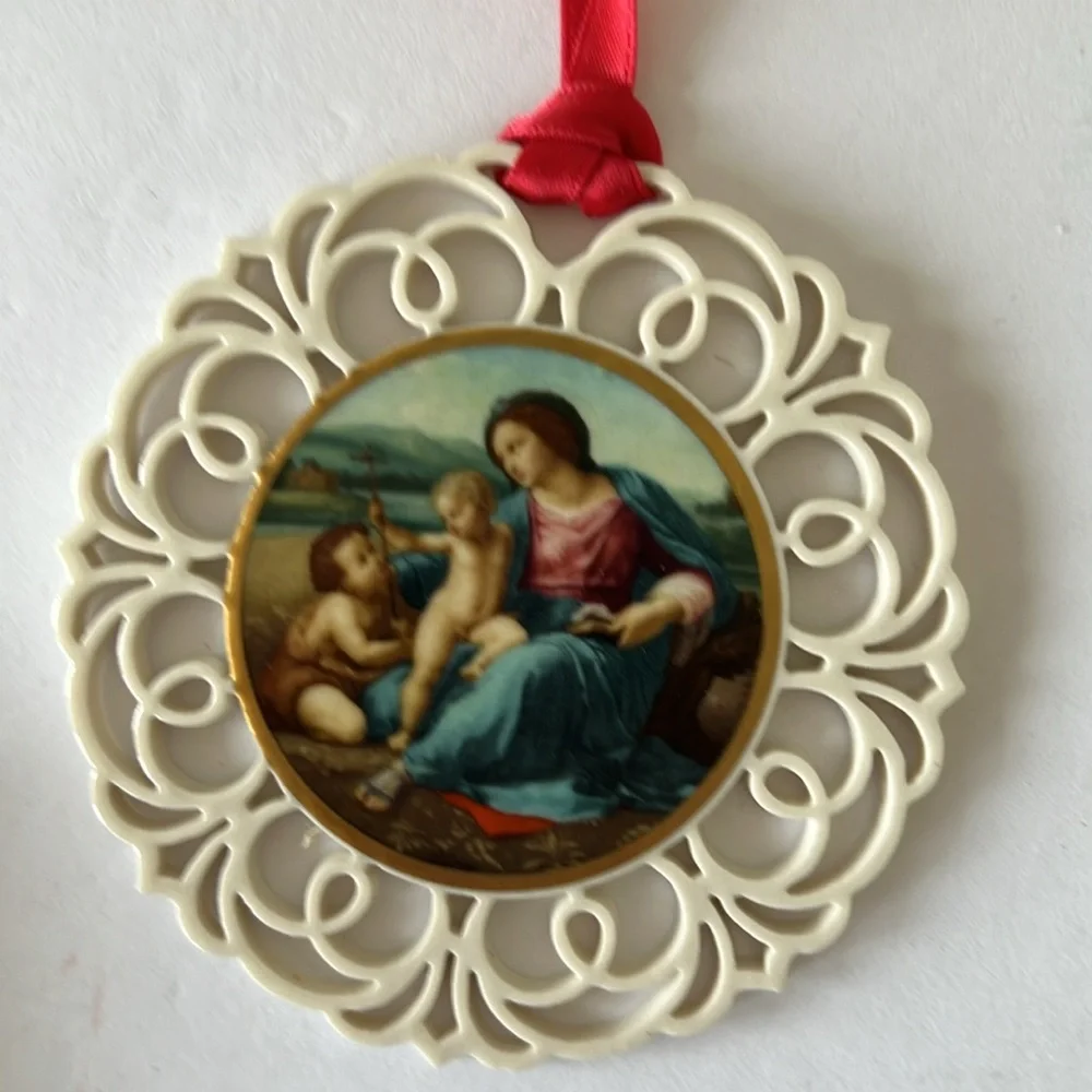 Pickard Religious Fine China Christmas Ornament The ALBA MADONNA by RAPHAEL 1985